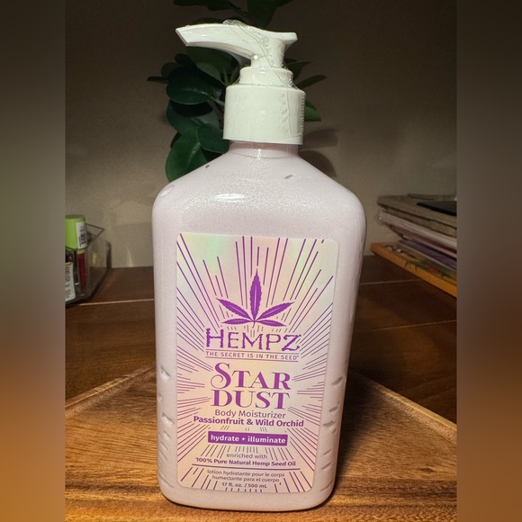Hempz Star Dust body bundle - Picture 2 of 8